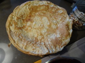 cake-de-crepes-ganache-chocolat-eclats-de-noisettes-5